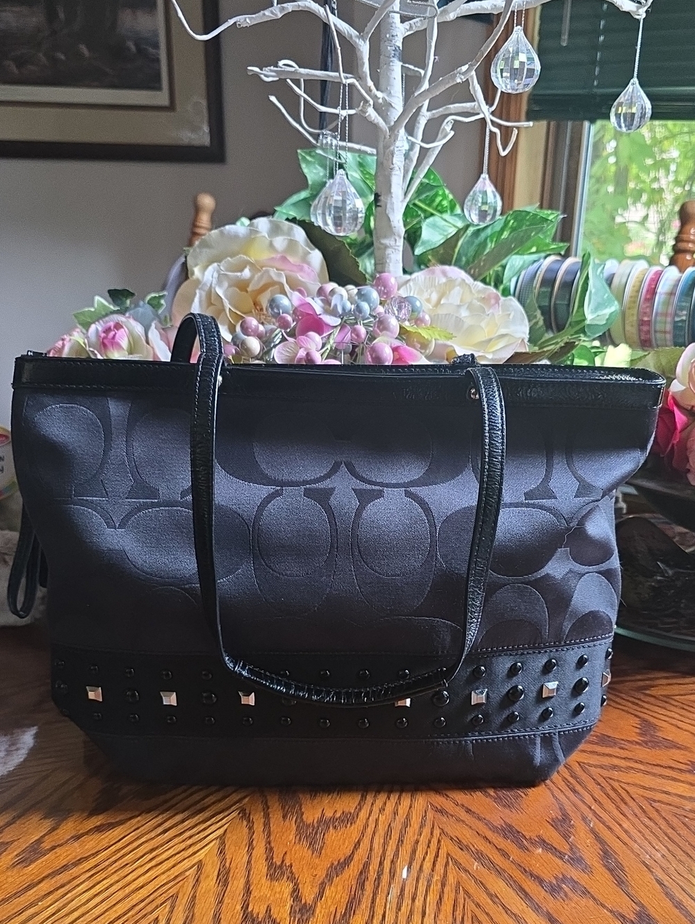New Coach Shoulder Bag